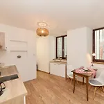 Residenz Eg דירה